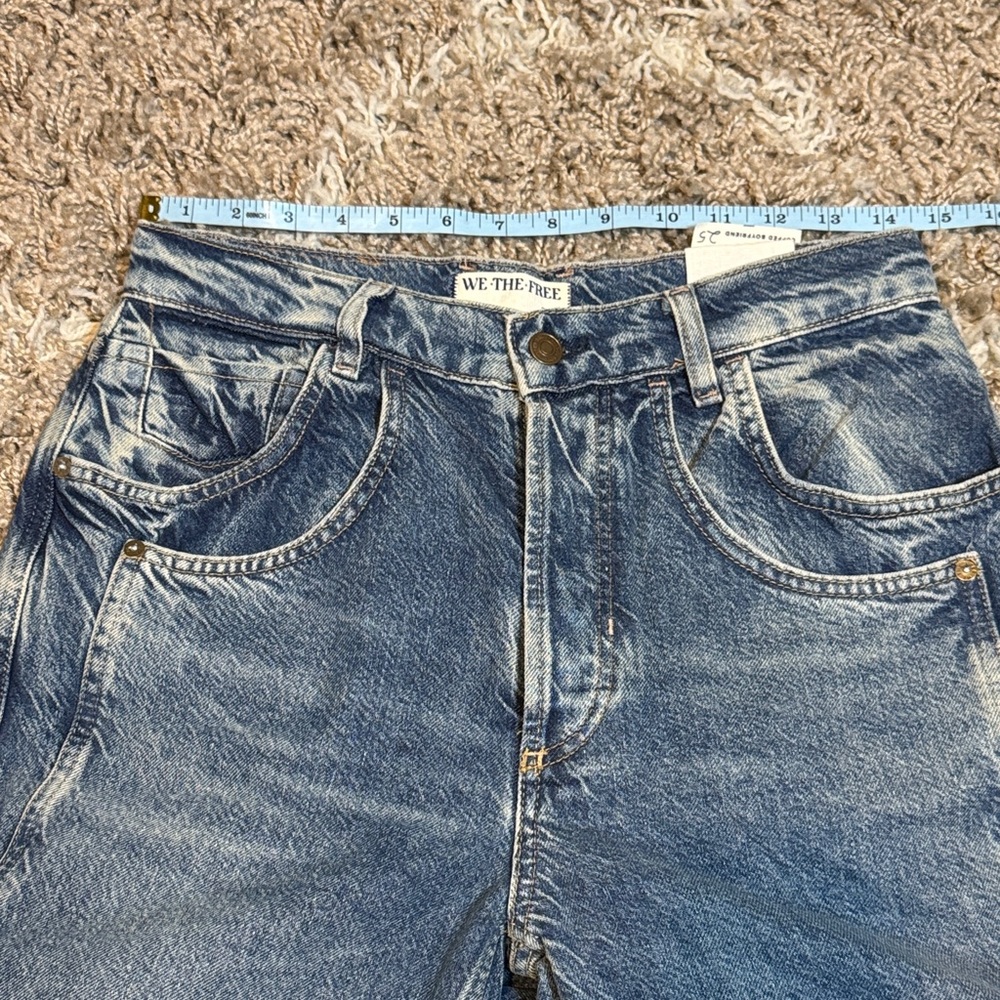 NWOT We The Free Final Countdown Low Rise Cuffed Boyfriend Jeans size 25 - Picture 12 of 15